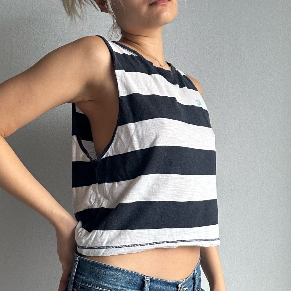 Gilly Hicks Navy & White Stripes Muscle Crop Tank Top